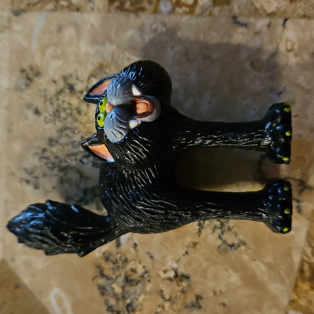 Hallmark Heartline Merry Miniatures Scaredy Black Cat Figure Figurune Halloween